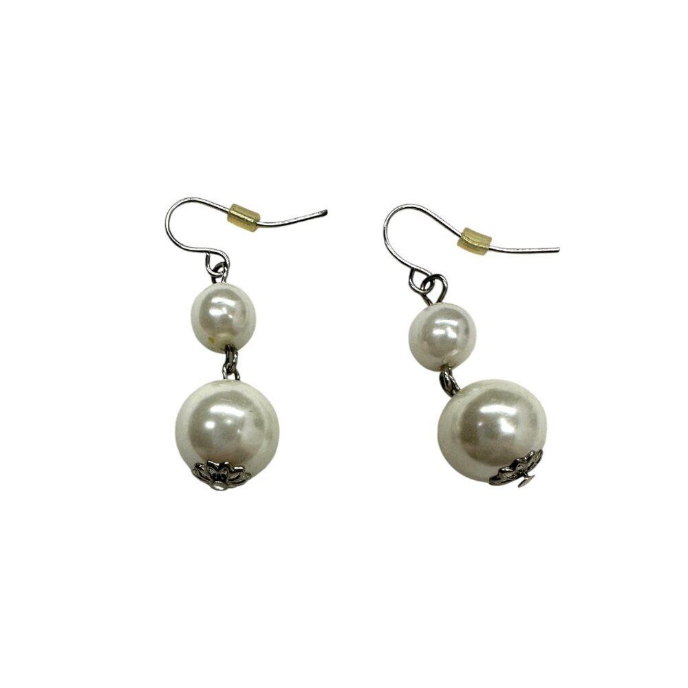 Pearly Dangles - Picture 2 of 5